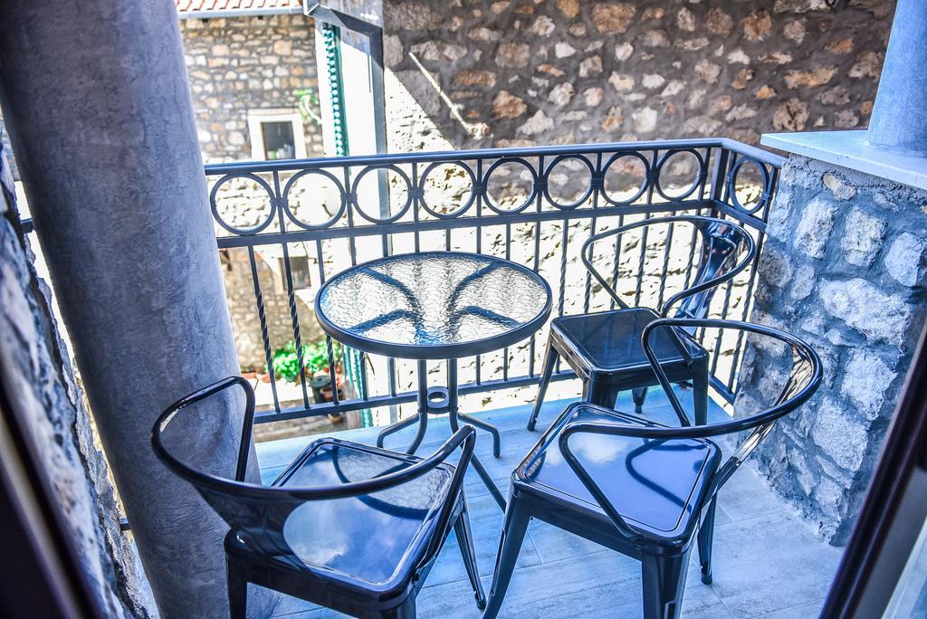 Apartments Timoni Ulcinj Exterior foto