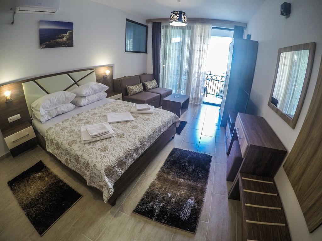 Apartments Timoni Ulcinj Exterior foto